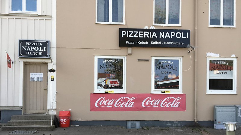 Utsidan av Pizzeria Napoli